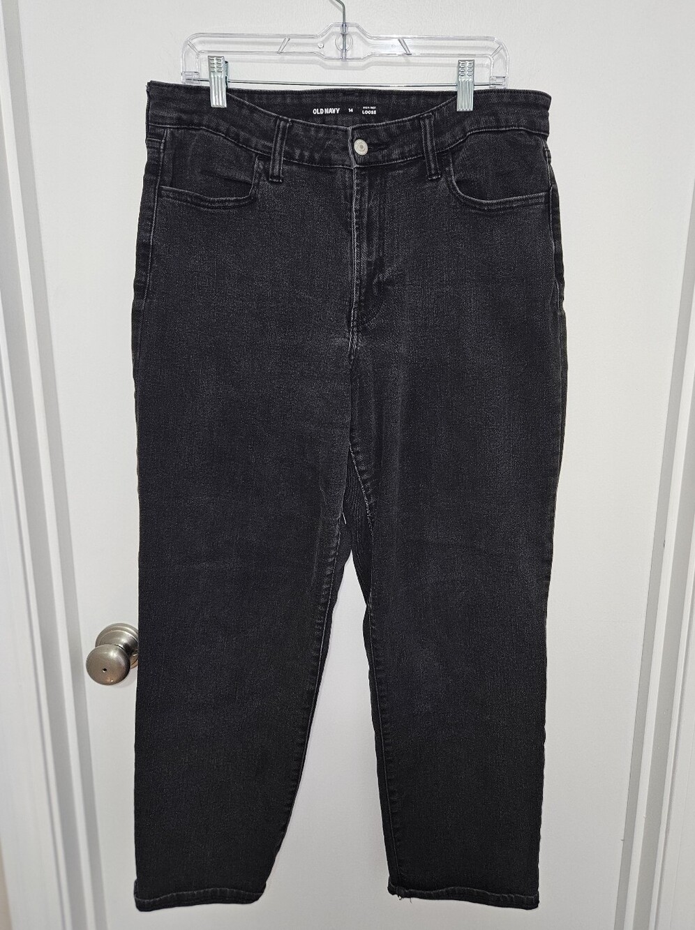 Old Navy Black High-Rise Straight-Leg Jeans Womens Size 14‎